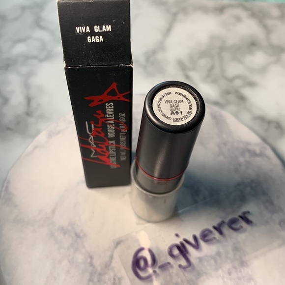 VIVA GLAM GAGA Lipstick MAC - Picture 6 of 12